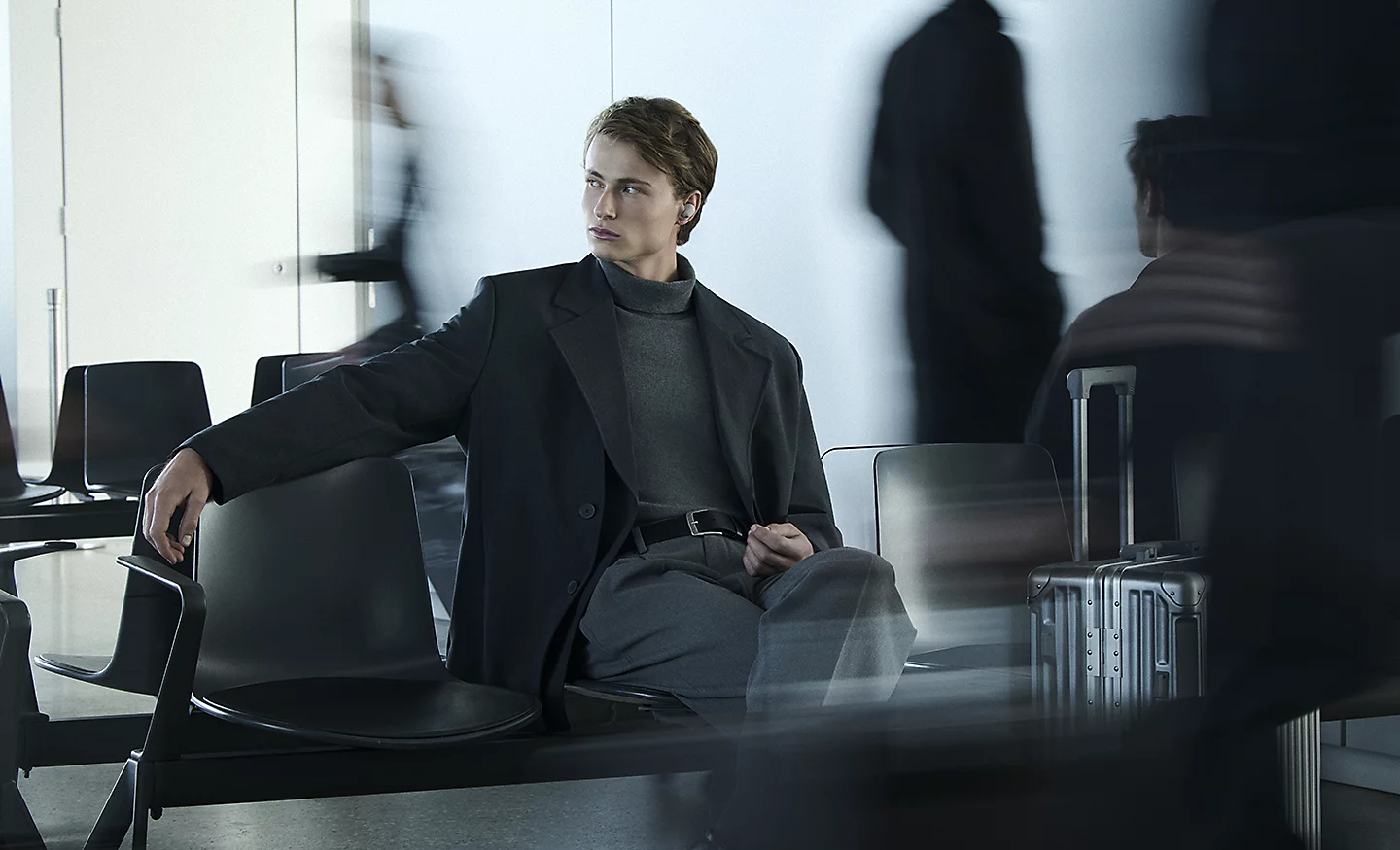 Ошеломляющая тишина, независимо от окружающей обстановки